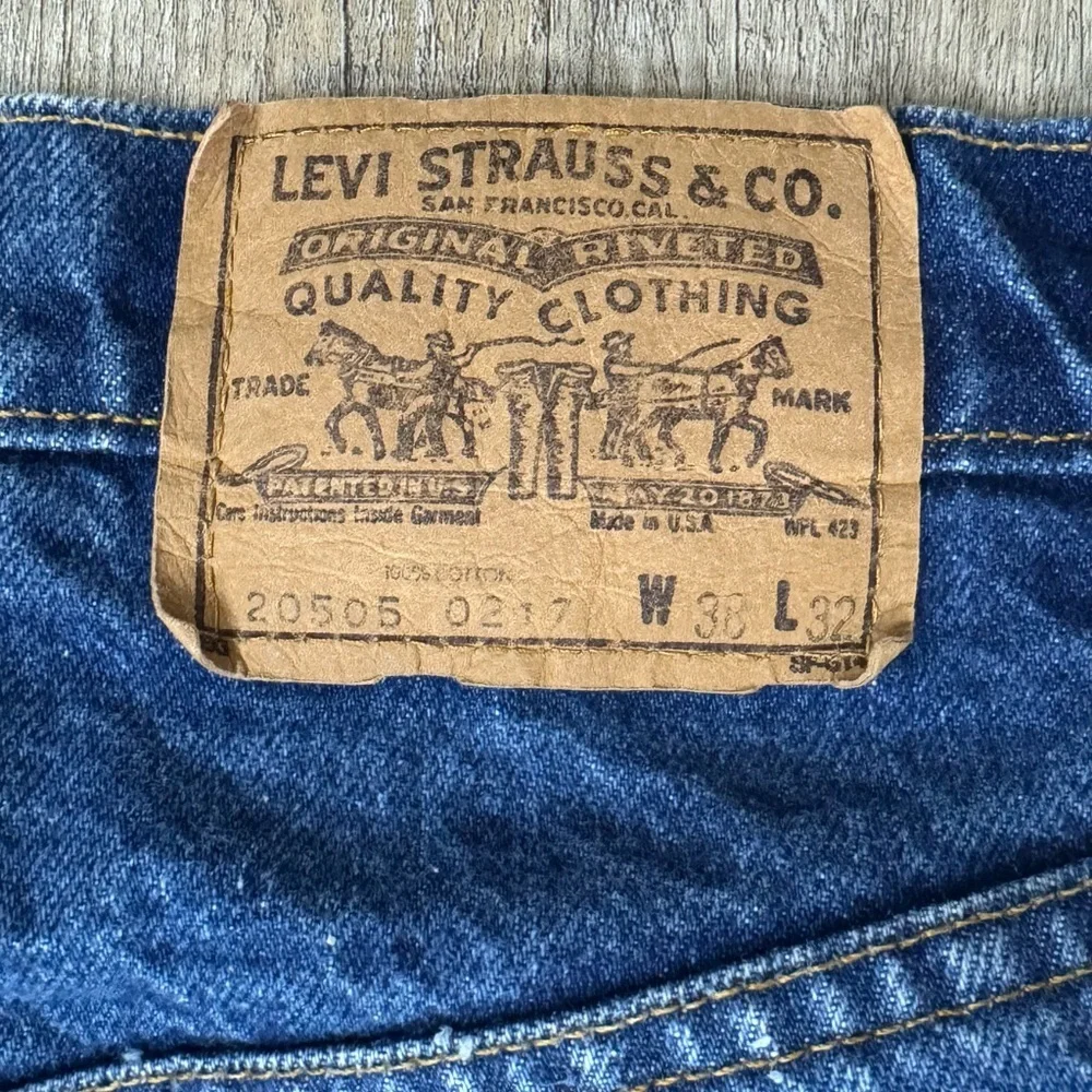 Levi’s 20505-0217 Vintage Made in USA Straight Leg Orange Tab Jeans 38x32